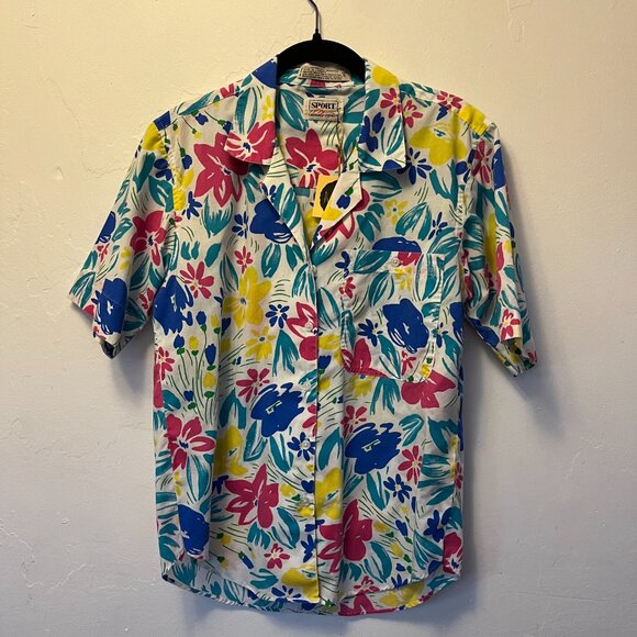 Sport Carriage Court Short Sleeve Hawaiian Shirt Small - Picture 2 of 4